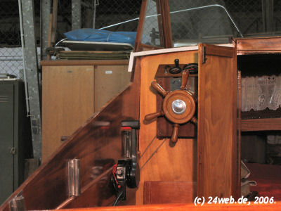 Kajütboot Variant, Einhebelfernbedienung